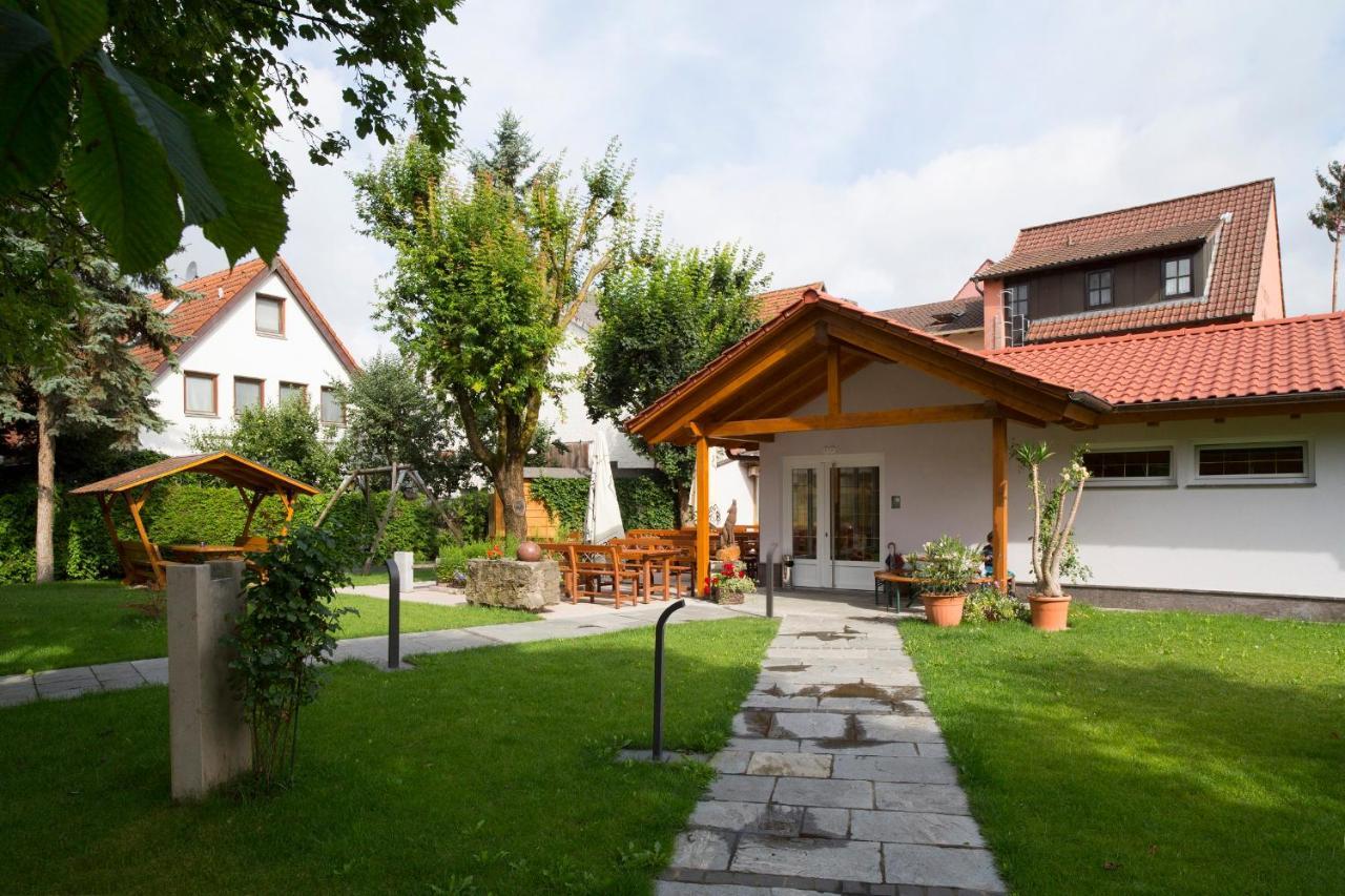 Gasthaus Zur Wolfsschlucht Hotel Sugenheim Bagian luar foto
